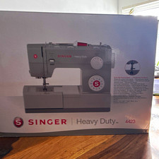 SINGER Heavy Duty 4423 Household Mechanical Sewing Machine for Denim Leather