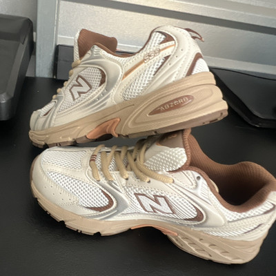New Balance 530 MR530UNI Men's Low Top Mesh Lace-Up Sneakers Beige White Brown
