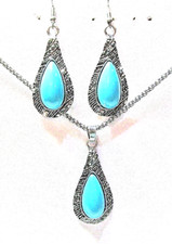 Silver Plated Turquoise Stone 16" Necklace Pierced Earring Set - NWOT 1586