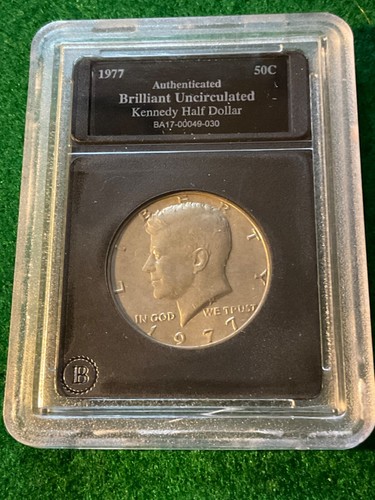 1977 Kennedy Half Dollar - T33 - Picture 1 of 3