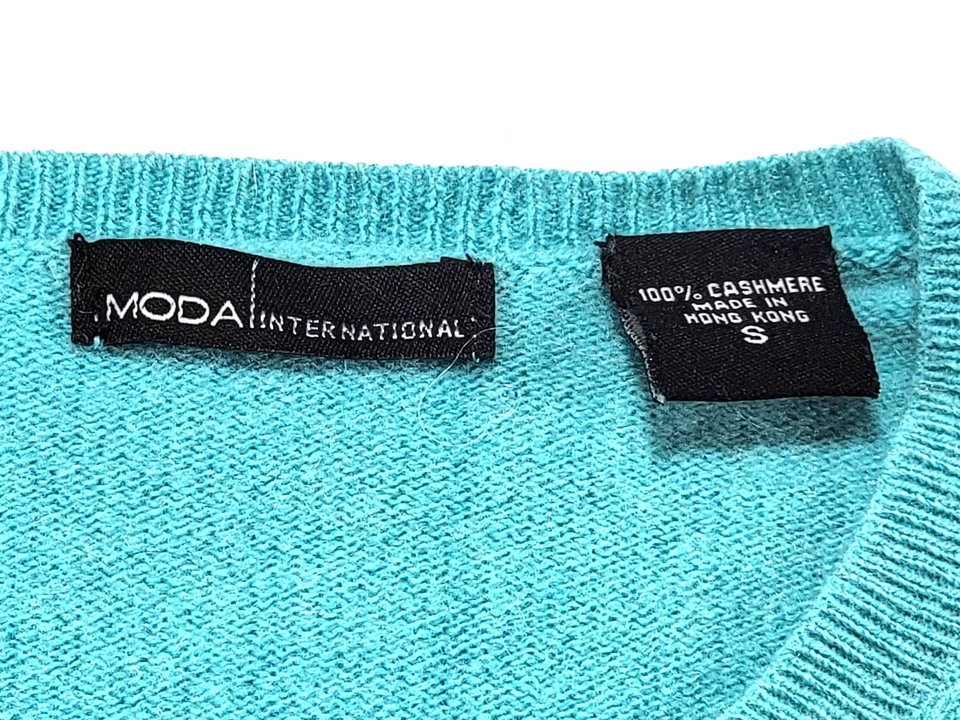 Suéter Moda International Cashmere Para Mujer S Verde Espuma de Mar Manga Larga Con Botones Foto 2 de 4