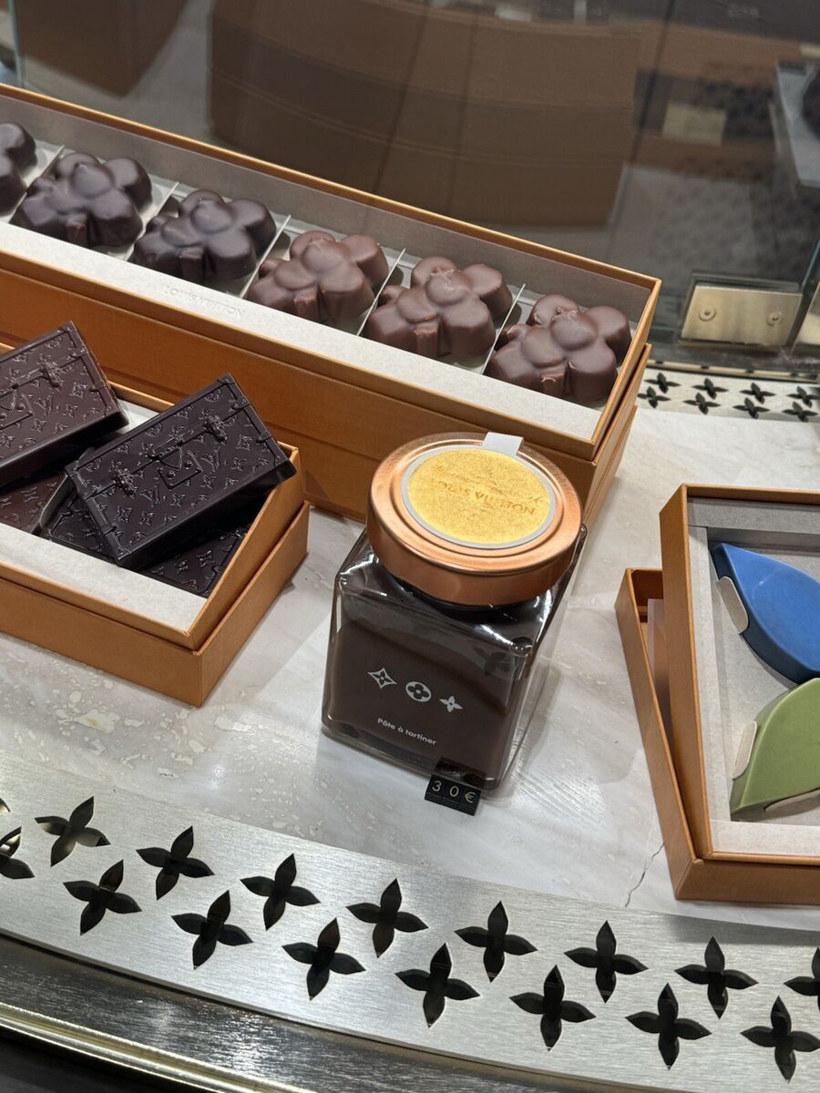Louis Vuitton's Chocolate, Hazelnut and Vanilla spread jar Louis Vuitton's Chocolate, Hazelnut and Vanilla spread jar