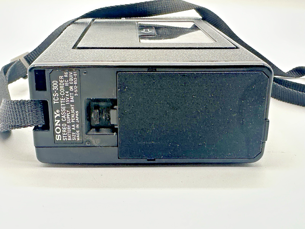 Vintage Sony Stereo Cassette Recorder Walkman (TCS-300), NOT