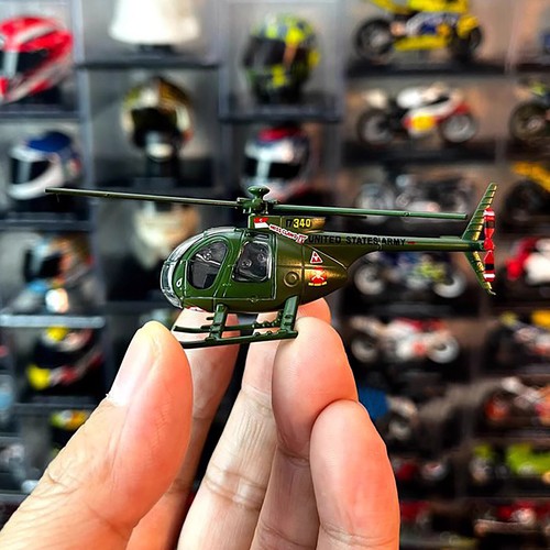 Alloy 1/100 Scale US Army OH-6A Cayuse Helicopter Model Collection Gift Decor - Picture 14 of 24
