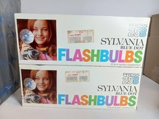 Vintage Camera Flash Bulbs 2 PACKS Press 25B Sylvania Blue Dot 24 Flashbulbs