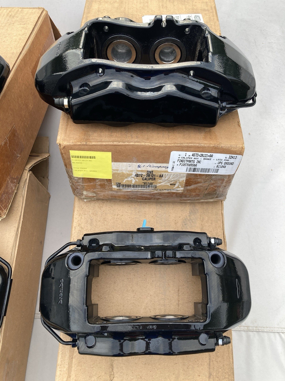 2005 2006 FORD GT GT40 SUPERCAR COMPLETE BRAKE CALIPER SET BLACK NEW OLD STOCK