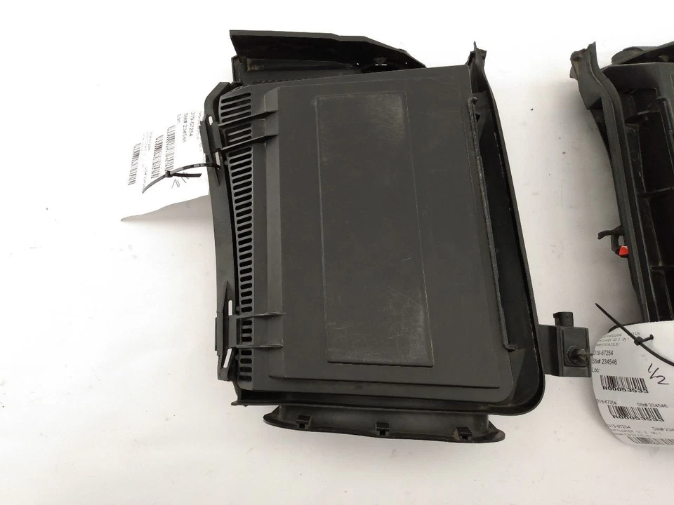 Par de cajas de filtro de filtro de aire BMW 525i contenedores para 2001 2002 2003 Foto 2 de 4