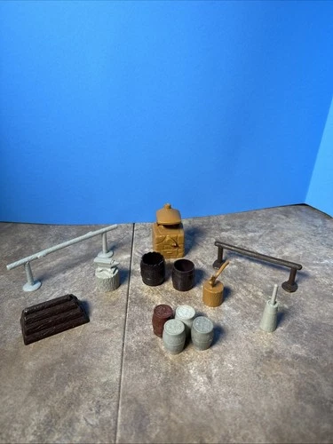 Marx Fort Apache Alamo Zorro  Stockade Outside 13 Accessories