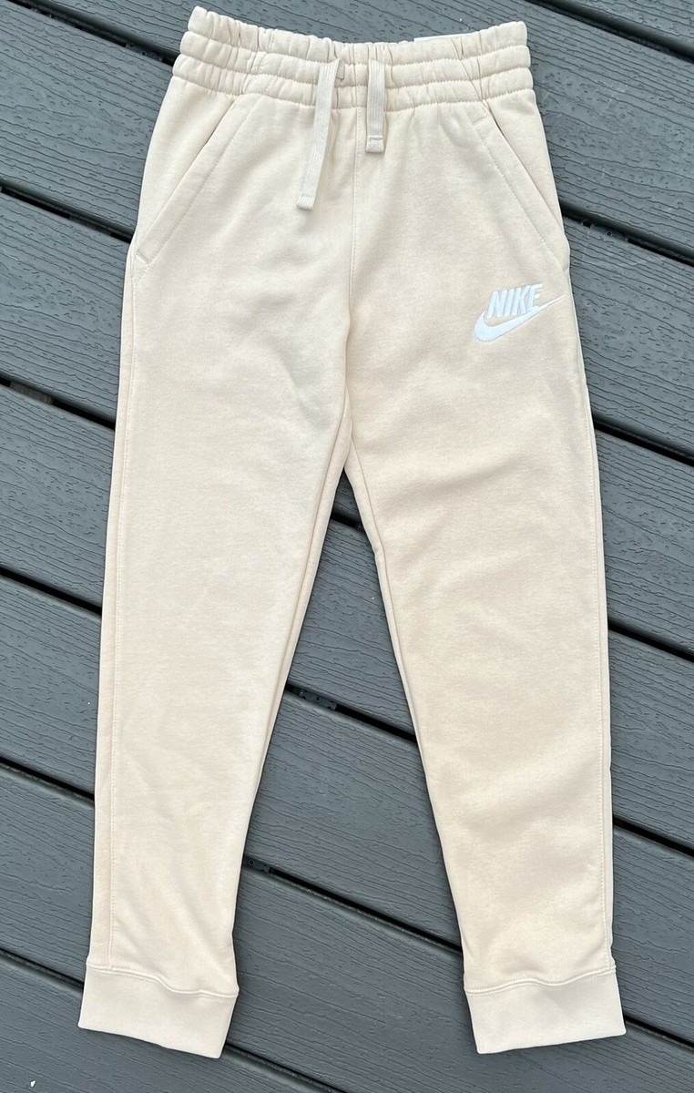 Nike Kids Fit Sportswear Club Fleece Joggers (Sanddrift Nike Kids Fit Sportswear Club Fleece Joggers (Sanddrift