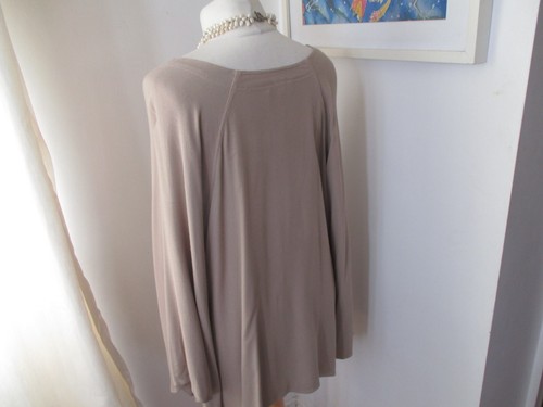 Sahara crinkle mocha beige top size Large Stunning! - Picture 4 of 5