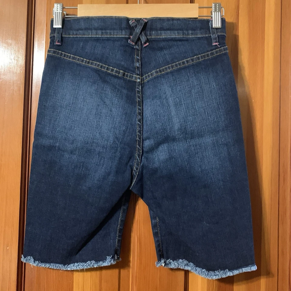 Pantalón Corto Gigi Denim Biker en Índigo Frankie B Talla 27 $225 Foto 4 de 4