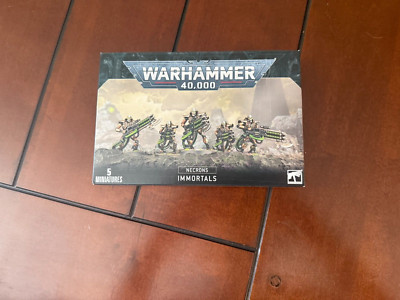 Games Workshop Warhammer 40K Necrons Immortals Minature