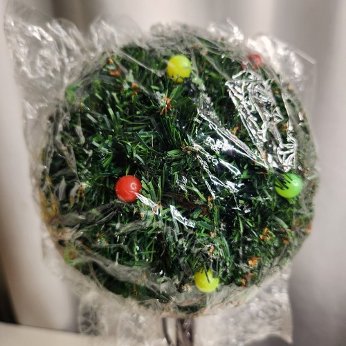 Hallmark Keepsake Lighted Sugar Plum Tabletop Topiary For Miniature Ornaments - Picture 11 of 11