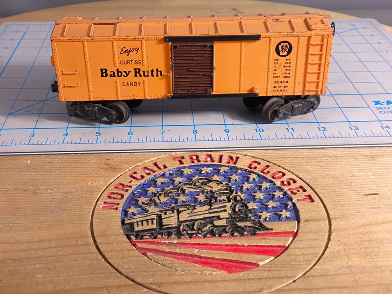 Lionel O Gauge Baby Ruth x2454 box car,  no Box lot#O32