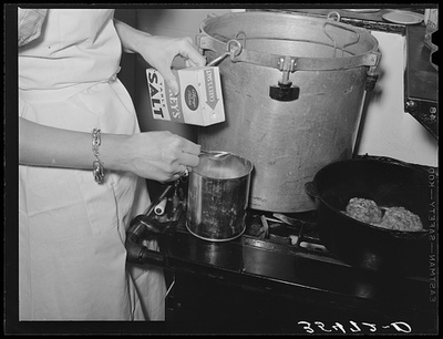 #ad Photo:San Angelo Texas 1940 FSA Meat Canning Pressure Cooker Demo $13.49