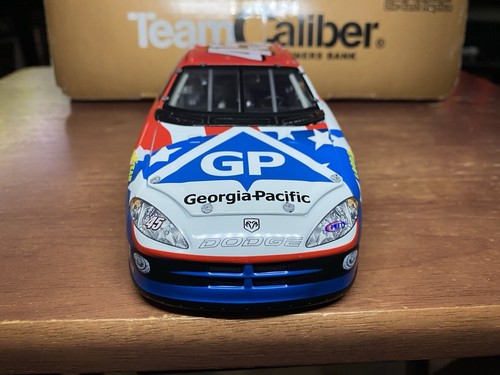 Team Caliber 1:24 Die Cast NASCAR Kyle Petty #45 Georgia Pacific Race Car Bank - Photo 5/18