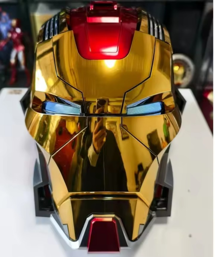 Casque Iron Man MK17 Heartbreaker avec commande vocale anglaise de collection