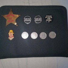 Vintage Badges And England(Three Lions) 10p Pieces(,New)