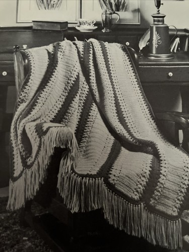 Afghans - Coats & Clark #203 1970 - crochet, knit, afghan stitch patterns - Picture 5 of 16