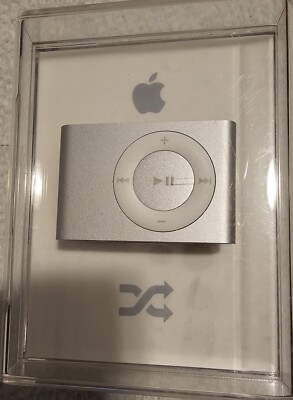 超美品 Apple iPod shuffle シルバー MB225J/A Apple MB225LL/A 1GB 2nd Generation iPod Shuffle - Silver