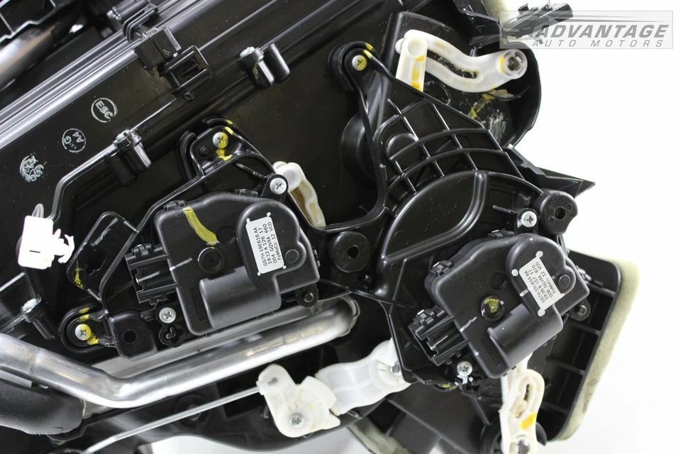 2013 - 2020 LINCOLN MKZ 2.0L HYBRID HVAC HEATER BLOWER MOTOR HOUSING BOX OEM - Image 4 of 4