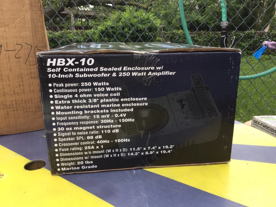 "Subwoofer cerrado amplificado Concept HBX-10 con 10"" 250 vatios" Foto 2 de 2