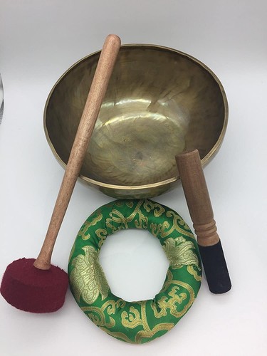 10" handmade singing bowl, hand beaten by artisans to make magical tones - Picture 6 of 6
