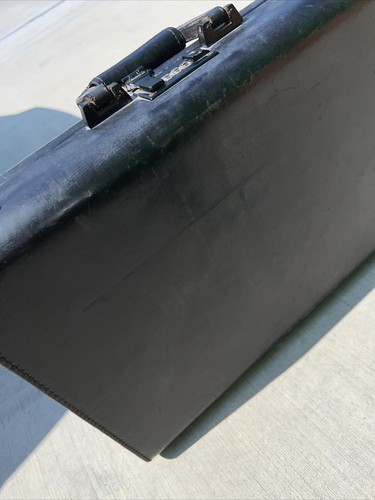 Vintage Atlas Black Leather Hard Shell 18” Attaché Briefcase Business - Picture 4 of 7