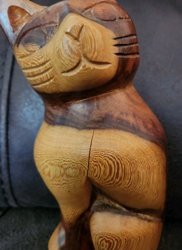 Scultura gatto intagliata a mano in teak alta 9" metà secolo - Foto 7 di 9