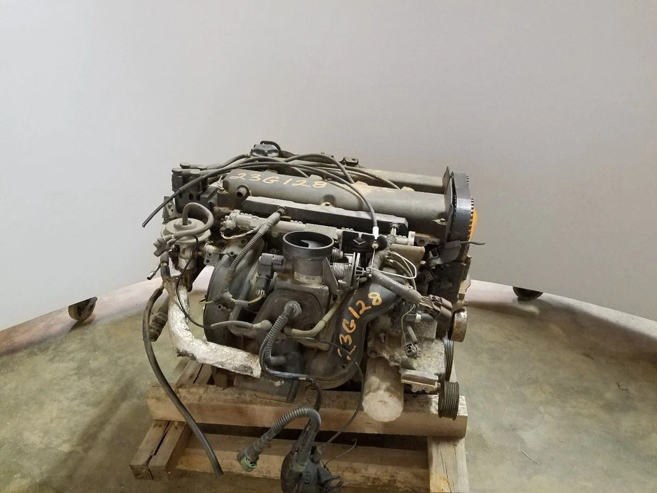 Engine 2.0L VIN 3 8th Digit DOHC Fits 00-04 Ford Focus OEM Foto 3 de 4