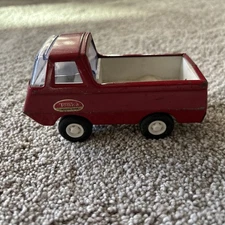 Vintage 1970s Tonka Pressed Steel Mini Red Pickup Truck 4.5" Long