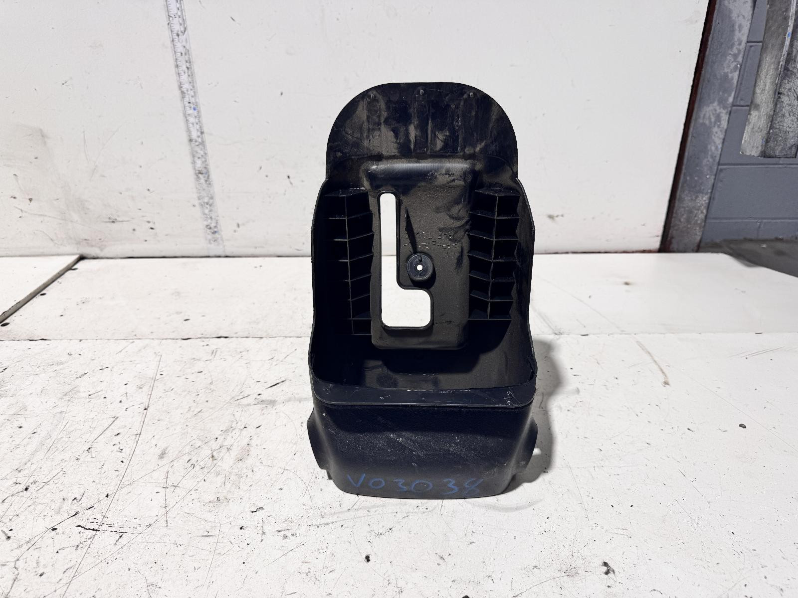 Toyota Prius Steering Column Shroud NHW20 10/2003-04/2009 - thumbnail 3