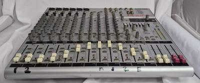 Phonic Am642d 6-mic/line 4-st 2-group Mixer with Digital Efx