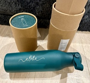 17 Oz Bottle With Aloha Script And Carrying Handle