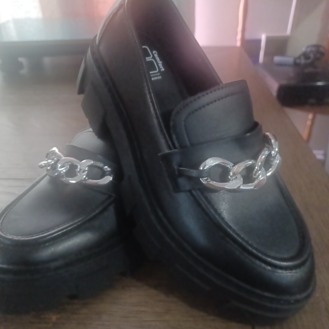 No Boundaries Platform Silver Chain Loafers Black Shoes Slip On