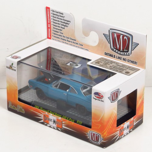 M2 Machines R30 Detroit 1969 Plymouth Road Runner 440 6-Pack 15-13 Diecast 1:64 - Picture 6 of 7