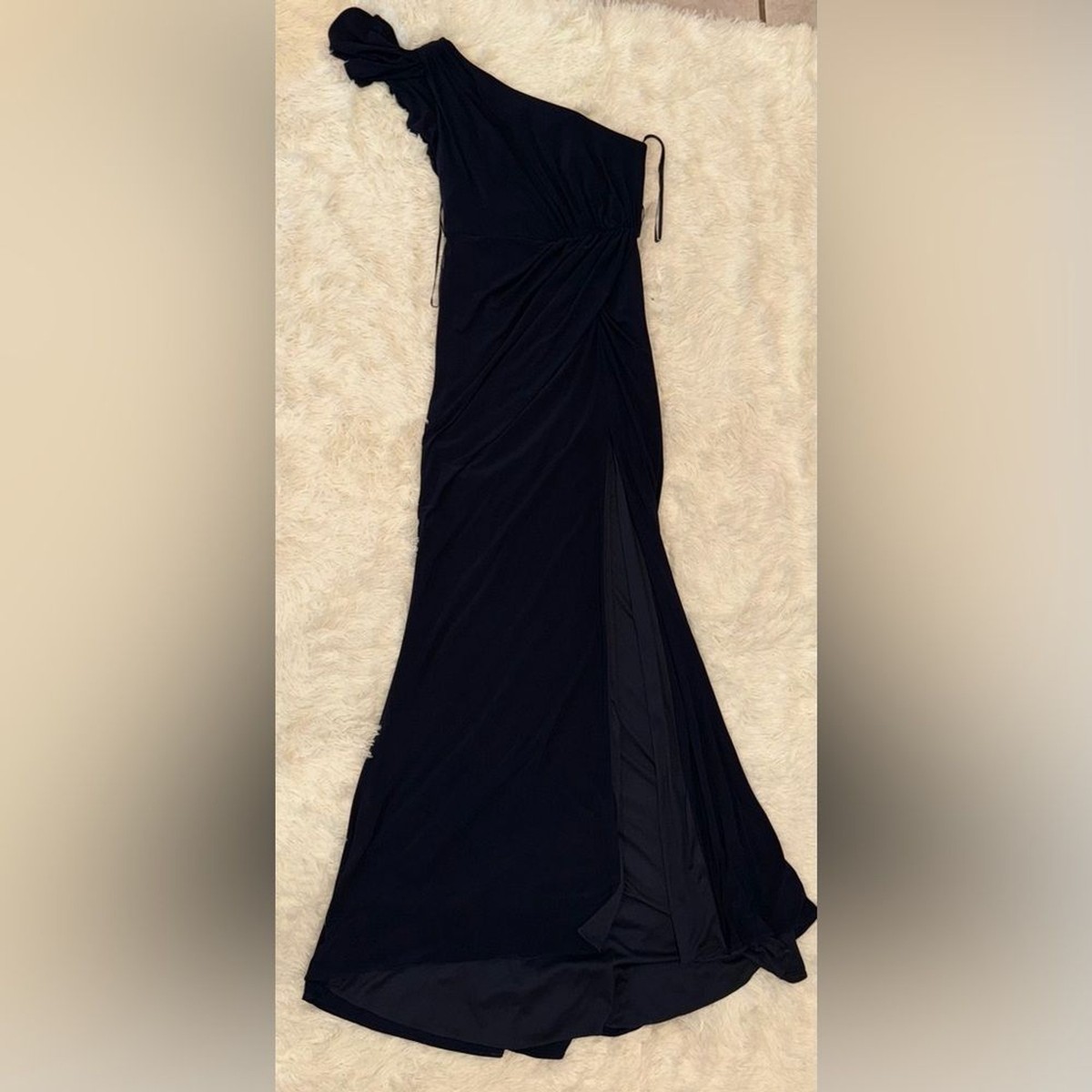 NWOT Mac Duggal Navy Blue Ruffle One Shoulder jersey Drape