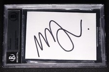 MINNIE DRIVER Signed CUT Beckett BAS AUTHENTIC Autograph Good Will Hunting auto