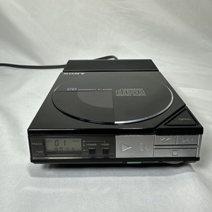 ポータブルプレーヤー SONY CD Compact Player AC-D50 ポータブルプレーヤー SONY CD Compact Player AC-D50 時代を切り開い