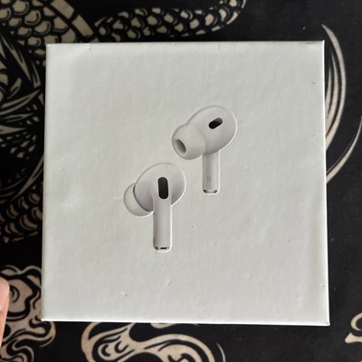 Apple AirPods Pro 2nd Generation with MagSafe Wireless Charging Case - White