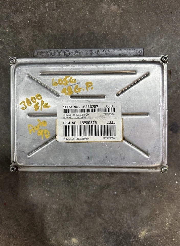Pontiac Grand Prix GTP 1998 PCM módulo de control electrónico - usado Foto 2 de 2