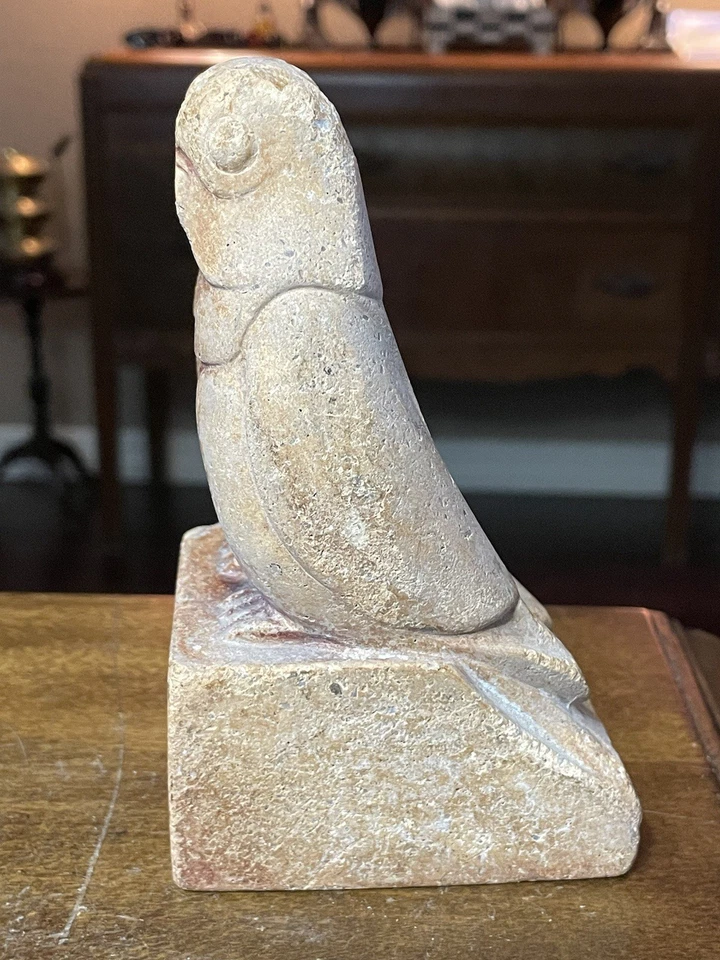 1--- 5.25"x2.5"x3" Rust Colored Stone Figure/Book-End Of Two Lovebirds - Image 2 of 4