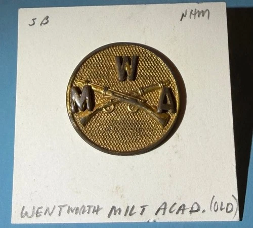 WW1 era Wentworth Military Academy (WMA) Collar Disk, disc, pin, Type 1, gilt