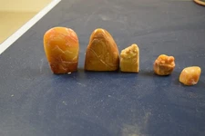 Five Chinese tianhuang seals, tallest 3 inches.