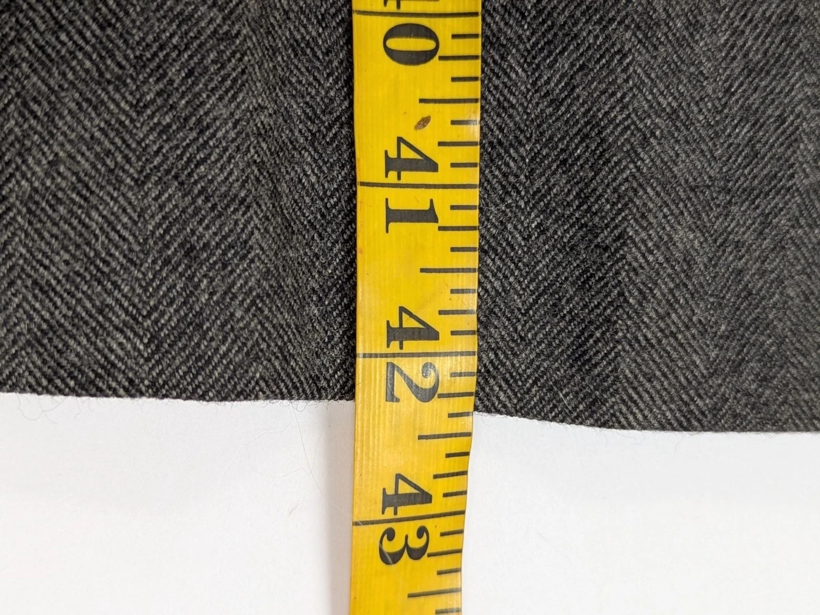 Vintage Men Wool Overcoat 42 R Charcoal Grey Herringbone Dewmoor Malcolm Kenneth image 18