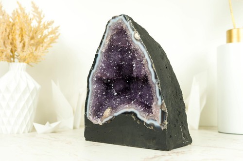 Geoda de ágata de encaje de 20 lb con amatista lavanda con rosetas de flores - Imagen 2 de 10