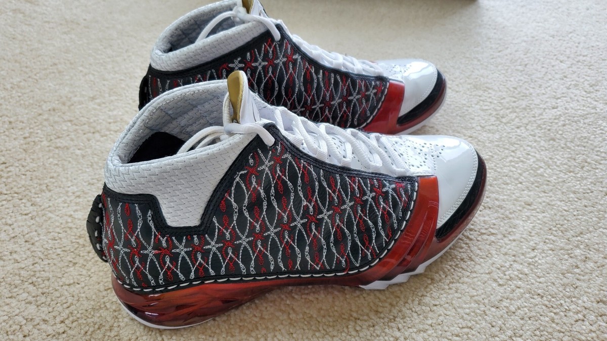 Nike Air Jordan XX3 (23) Chicago Bulls w/ OG Box and Keychain