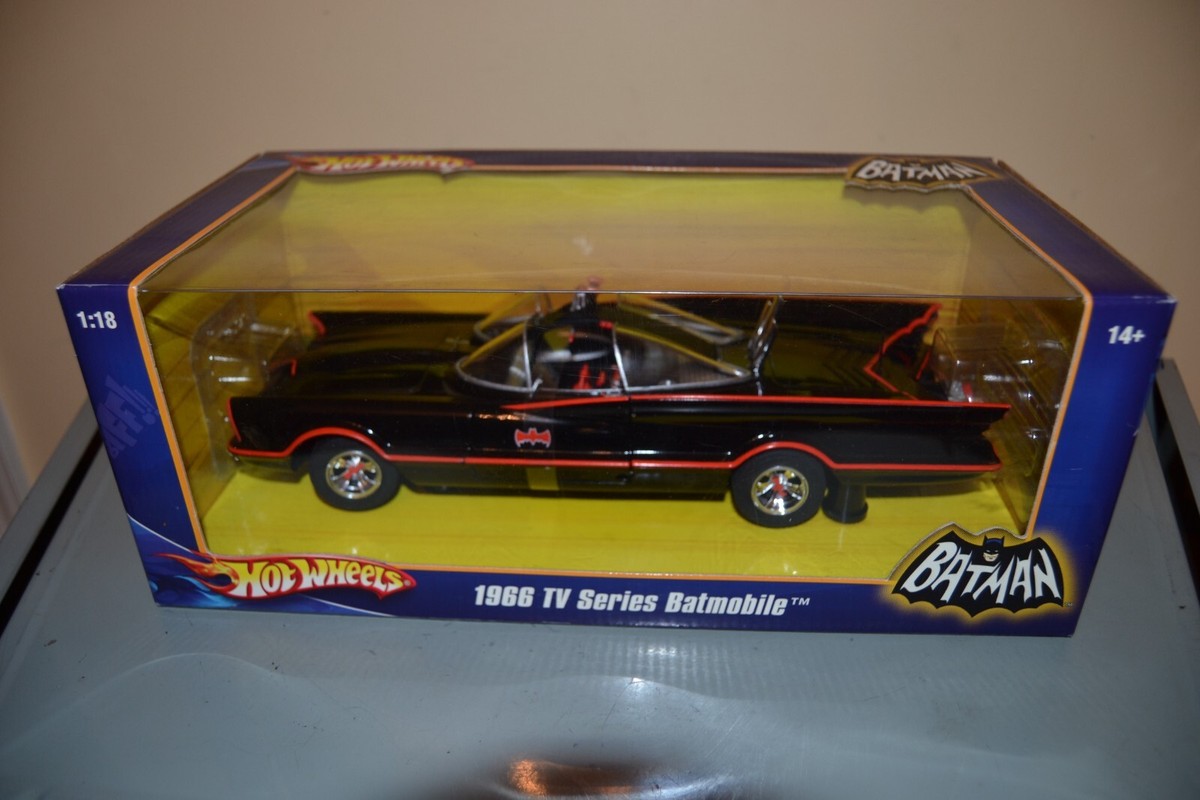 2007 HOT WHEELS BATMAN 1966 TV SERIES BATMOBILE 1:18 SCALE