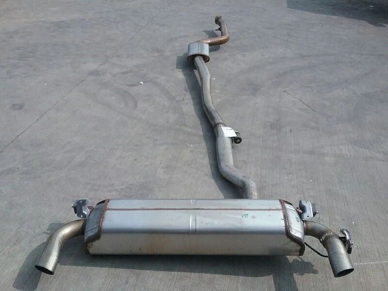 2016 2017 2018 2019 BMW 740 3.0L exhaust and muffler - Image 4 of 4