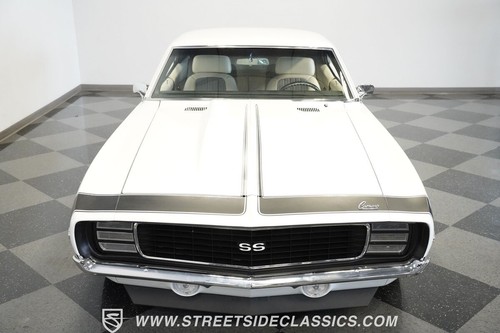 1969 Chevrolet Camaro RS/SS Tribute Restomod - Picture 6 of 12